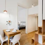 Budapestayz - Izabella Apartmán Budapešť