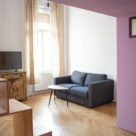 Budapestayz - Izabella * Budapešť