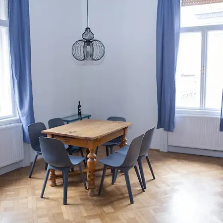 Budapestayz - Izabella * Budapeszt