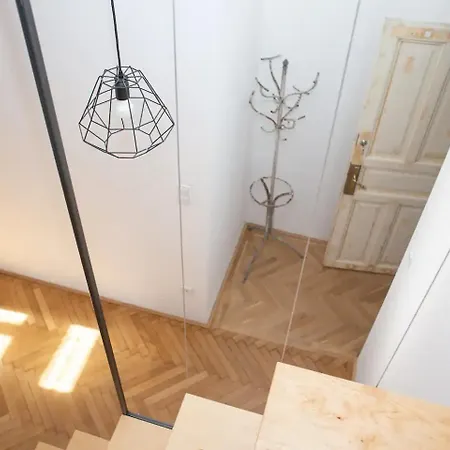 Budapestayz - Izabella Budapeste