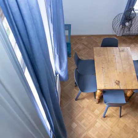 Budapestayz - Izabella *