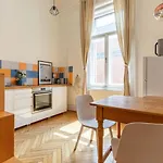 Budapestayz - Izabella *