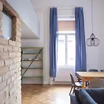 Budapestayz - Izabella *