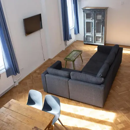 Budapestayz - Izabella * Budapest