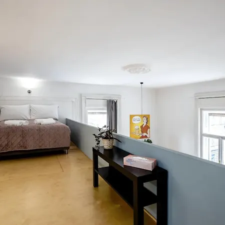 Budapestayz - Izabella